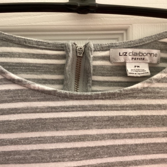 LIZ claiborne long sleeve top white/ gray stripes size PM - Picture 2 of 4